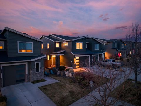 Tiny photo for 612 NE Vail Lane, Bend, OR 97701 (MLS # 220216988)