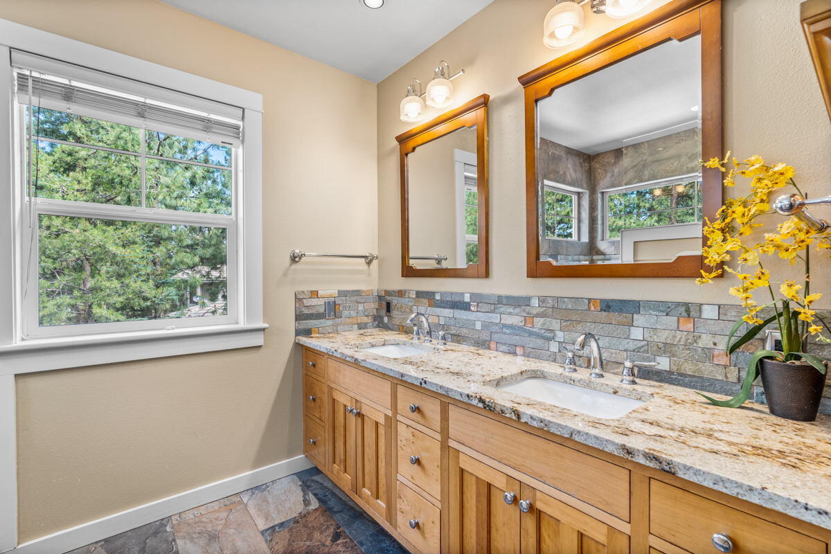 Awbrey Butte - Residential