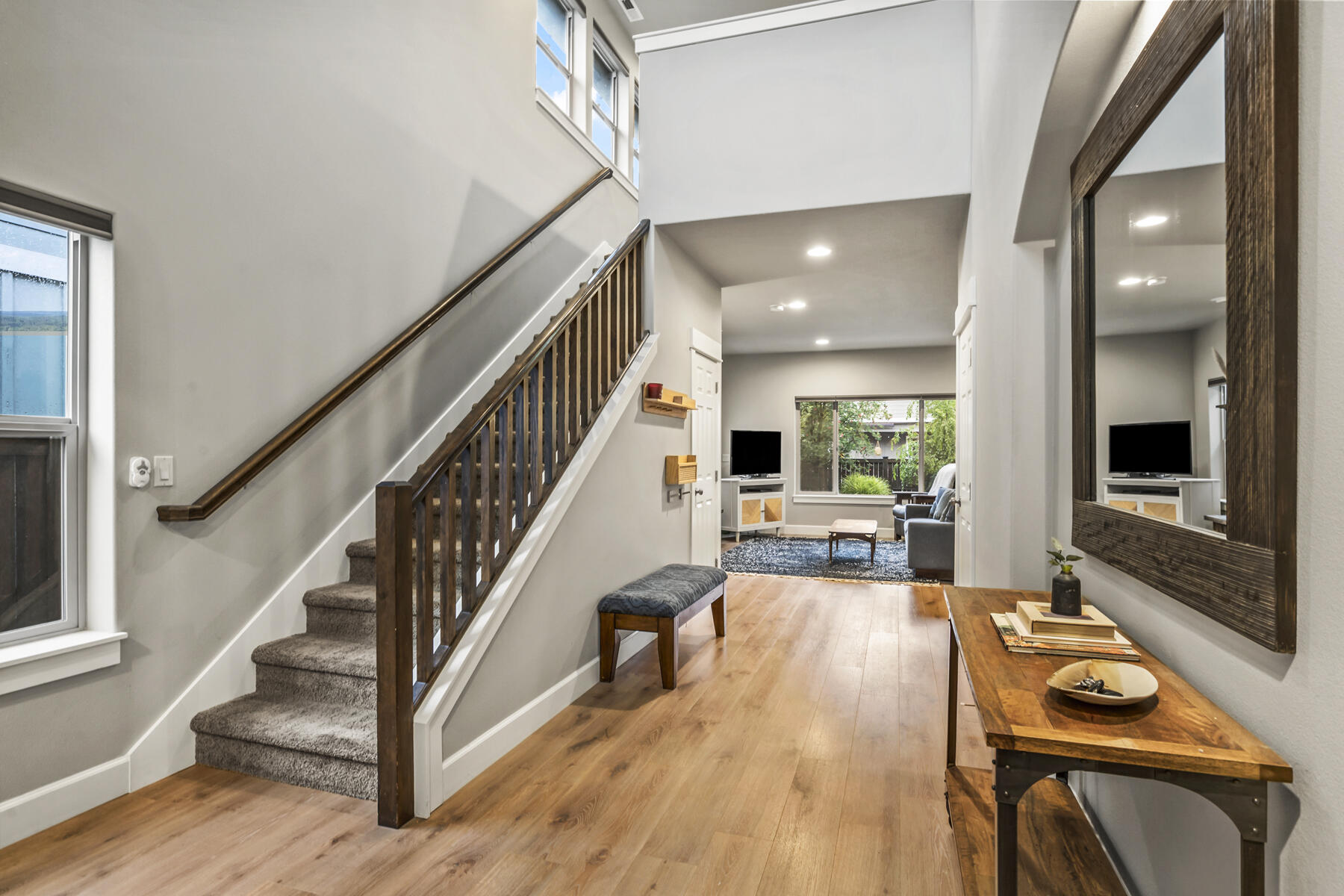 21352 NE Evelyn Place