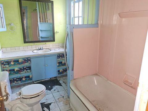 Tiny photo for 4107 Bisbee Street, Klamath Falls, OR 97603 (MLS # 220211189)