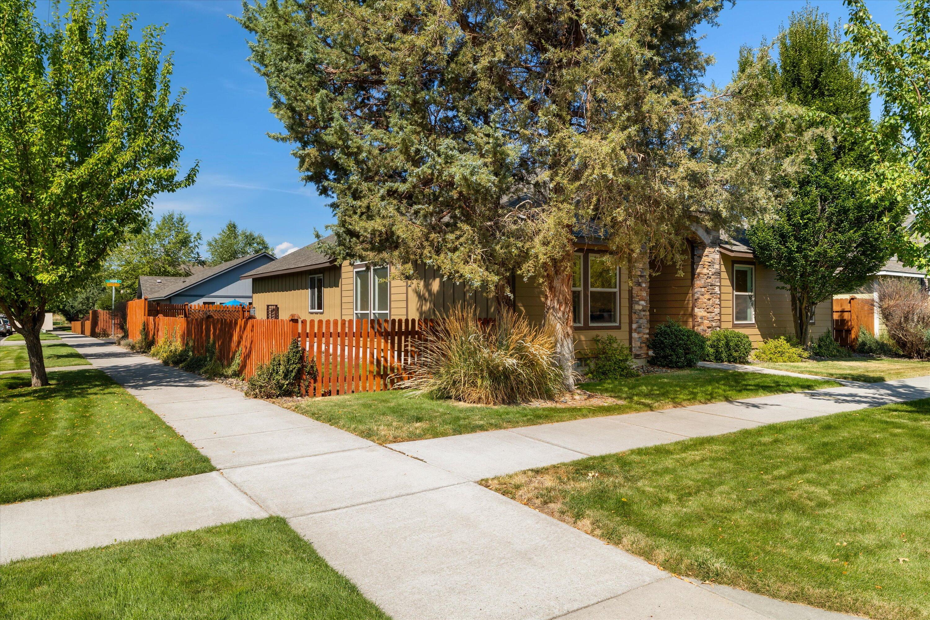 Gardenside - Residential