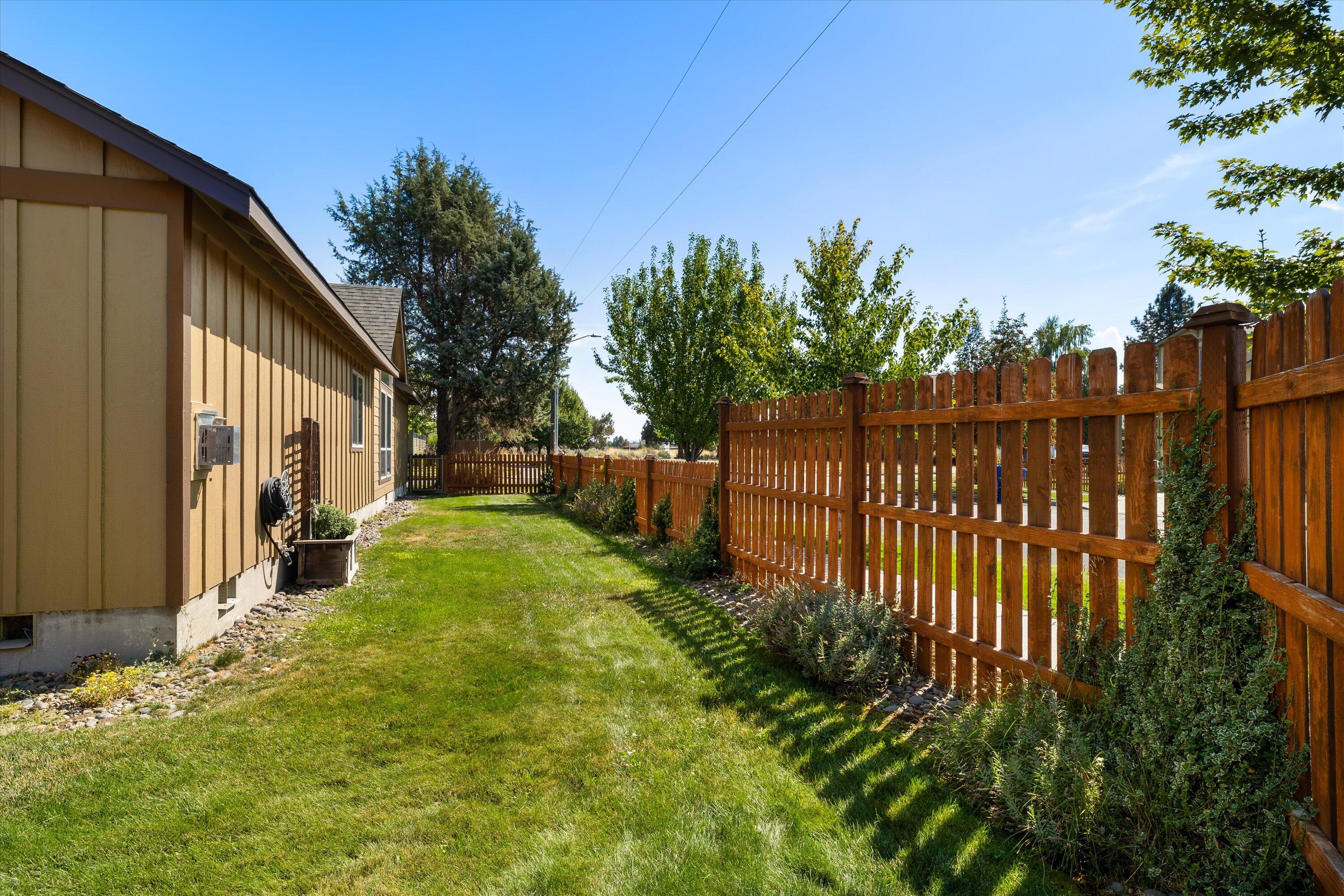 Gardenside - Residential