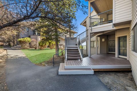 Tiny photo for 19717 SW Mount Bachelor Drive #420, Bend, OR 97702 (MLS # 220217574)