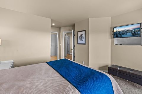 Tiny photo for 19717 SW Mount Bachelor Drive #420, Bend, OR 97702 (MLS # 220217574)