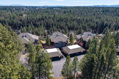 Tiny photo for 19717 SW Mount Bachelor Drive #420, Bend, OR 97702 (MLS # 220217574)