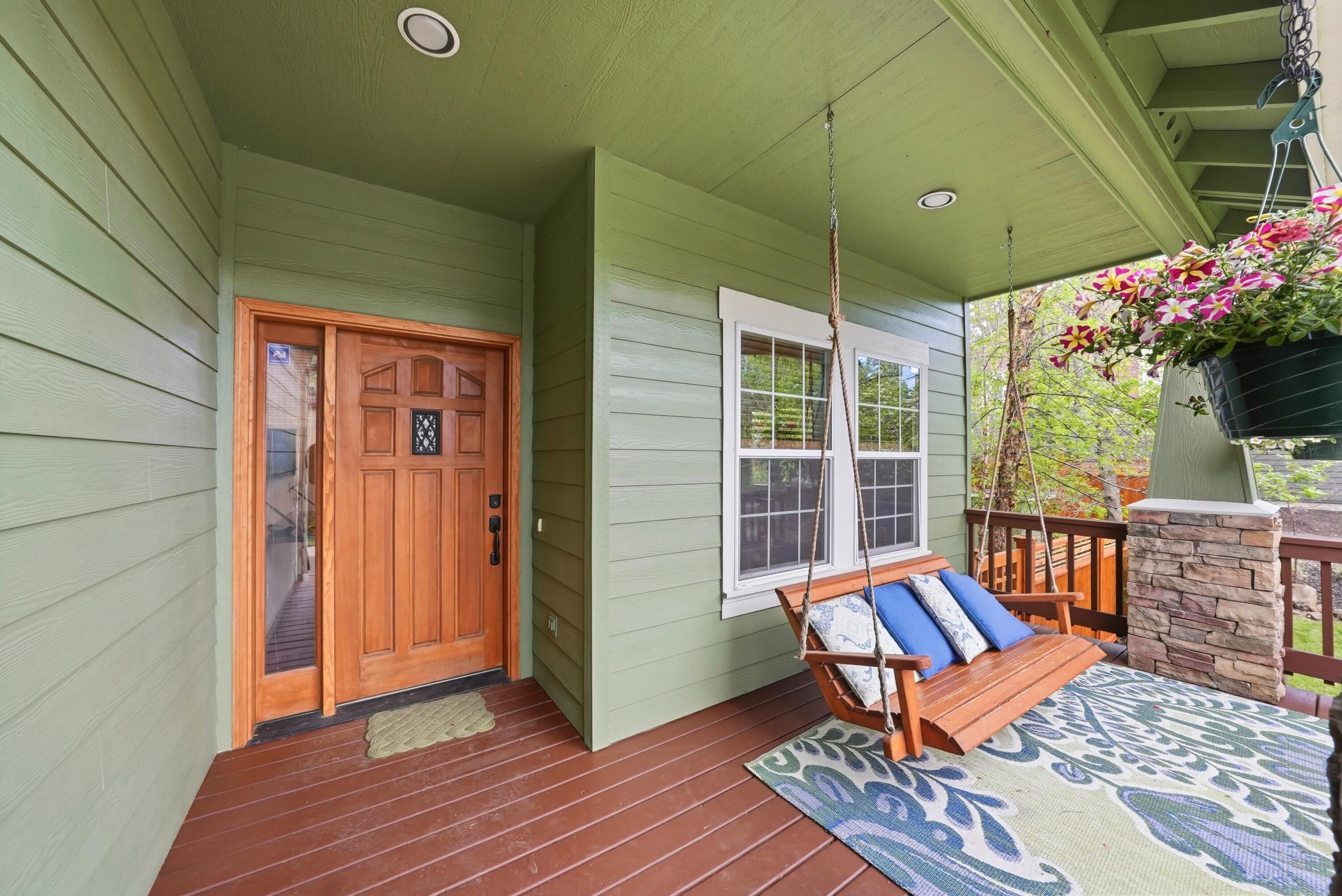 61153 Ridgewater Loop