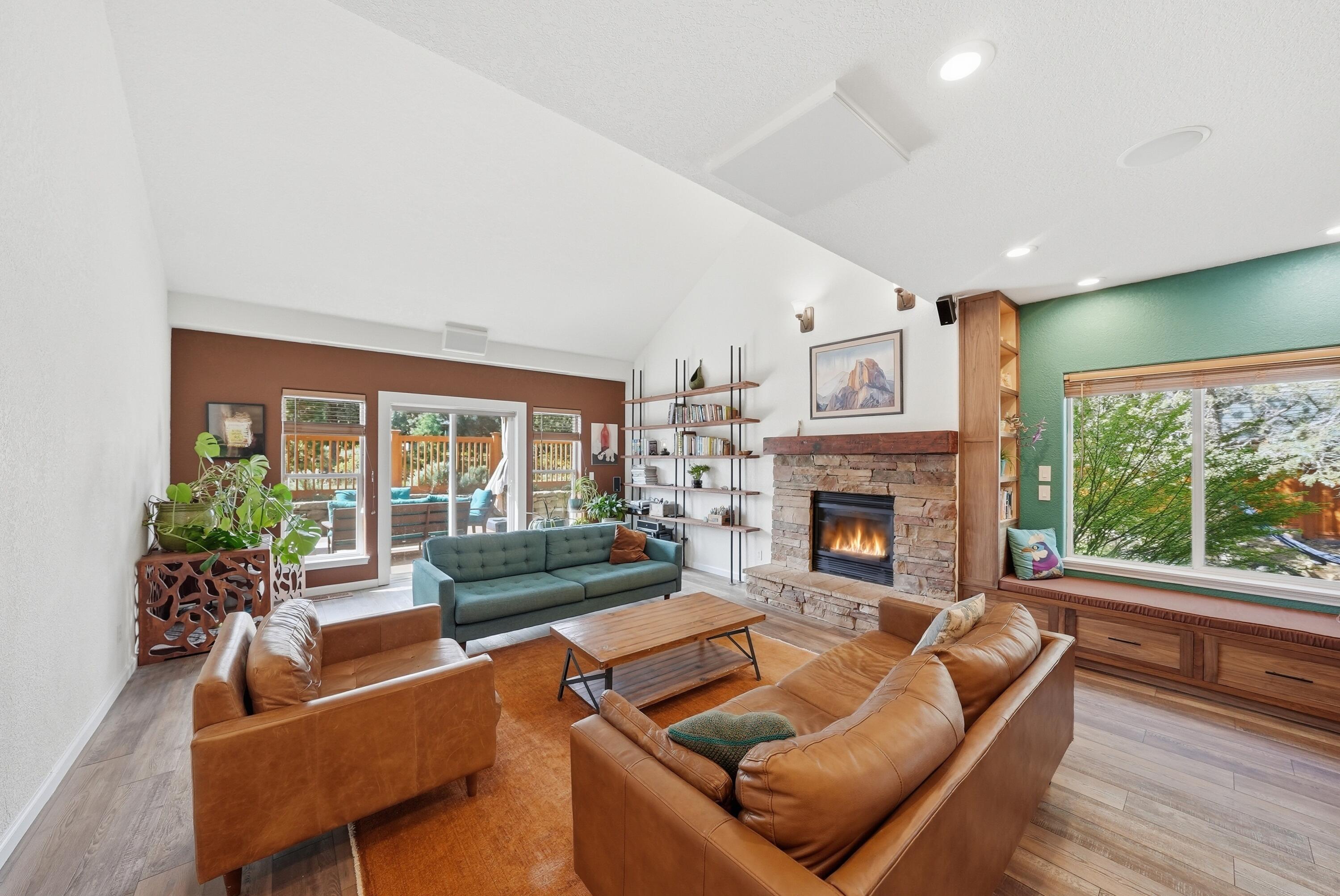 61153 Ridgewater Loop
