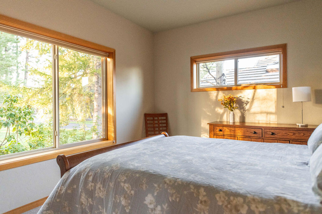 Broken Top - Residential