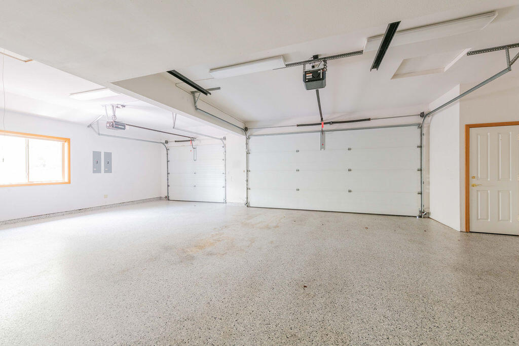 Broken Top - Residential