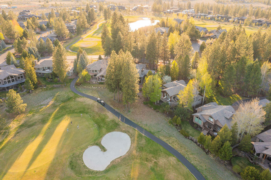 Broken Top - Residential