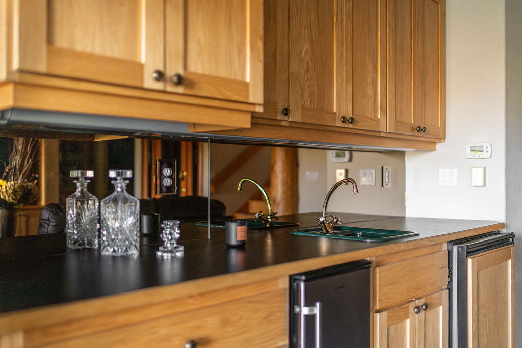 Broken Top - Residential