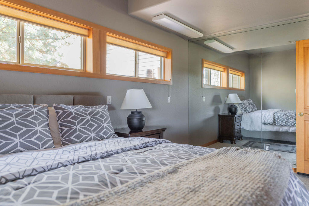 Broken Top - Residential