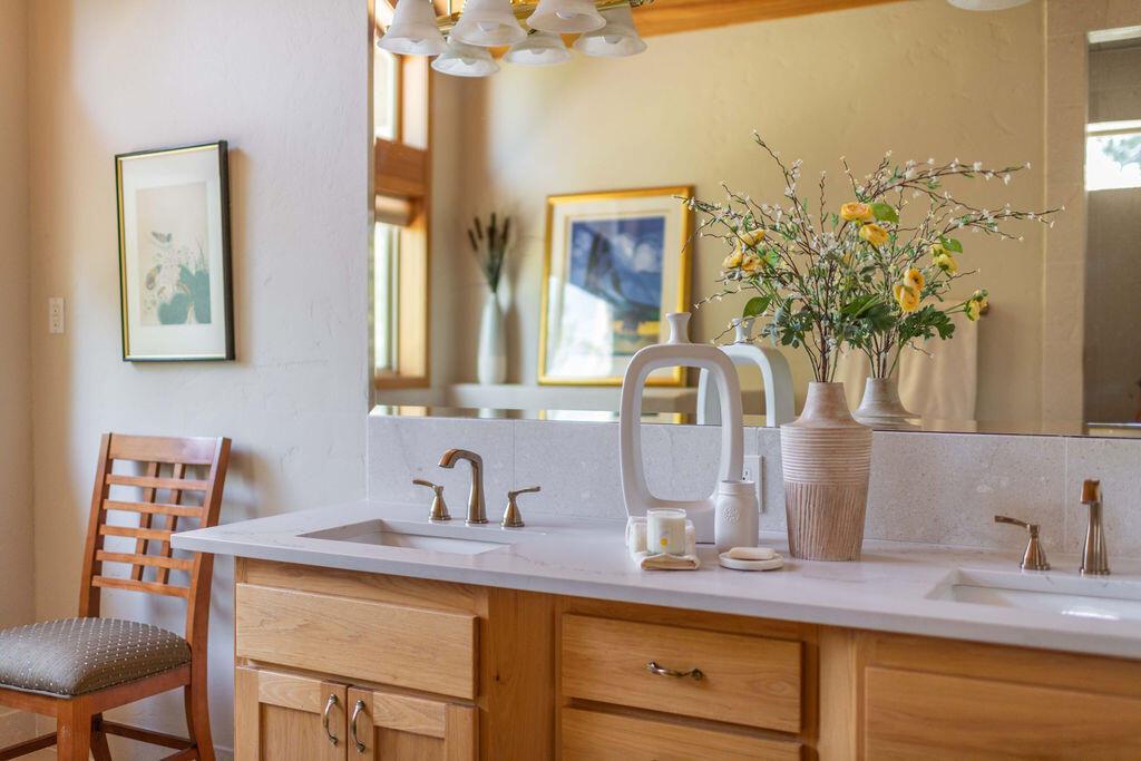 Broken Top - Residential