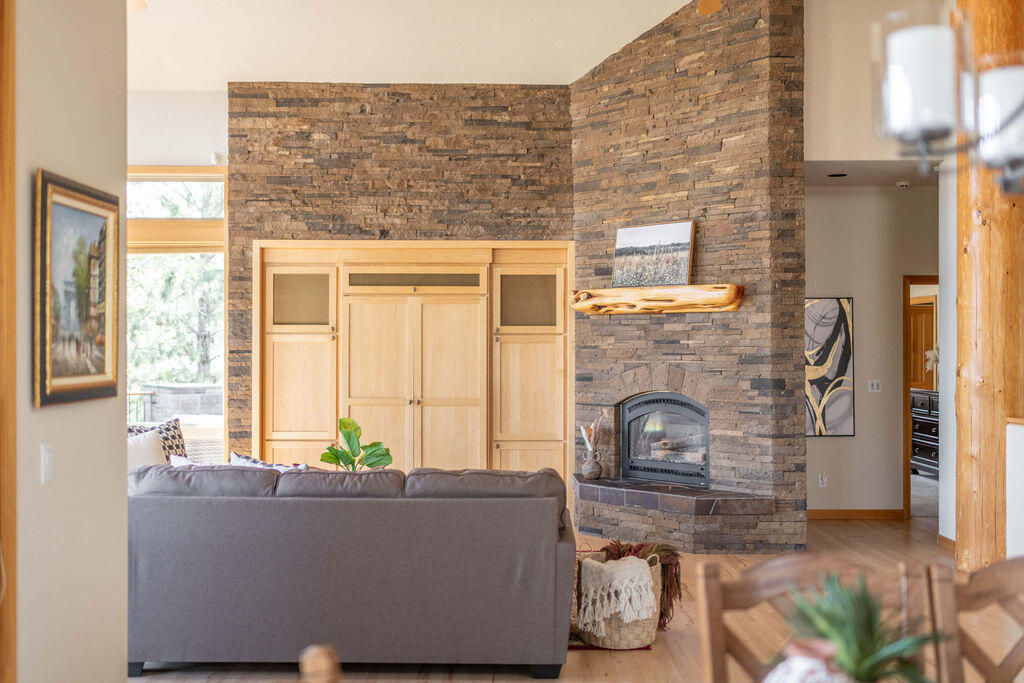 Broken Top - Residential