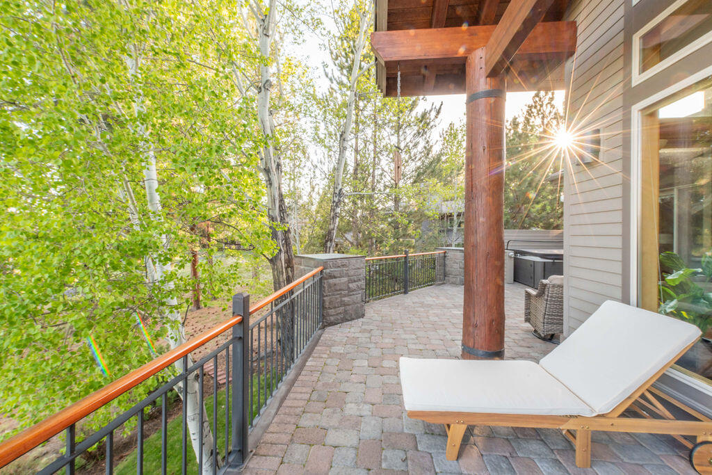 Broken Top - Residential