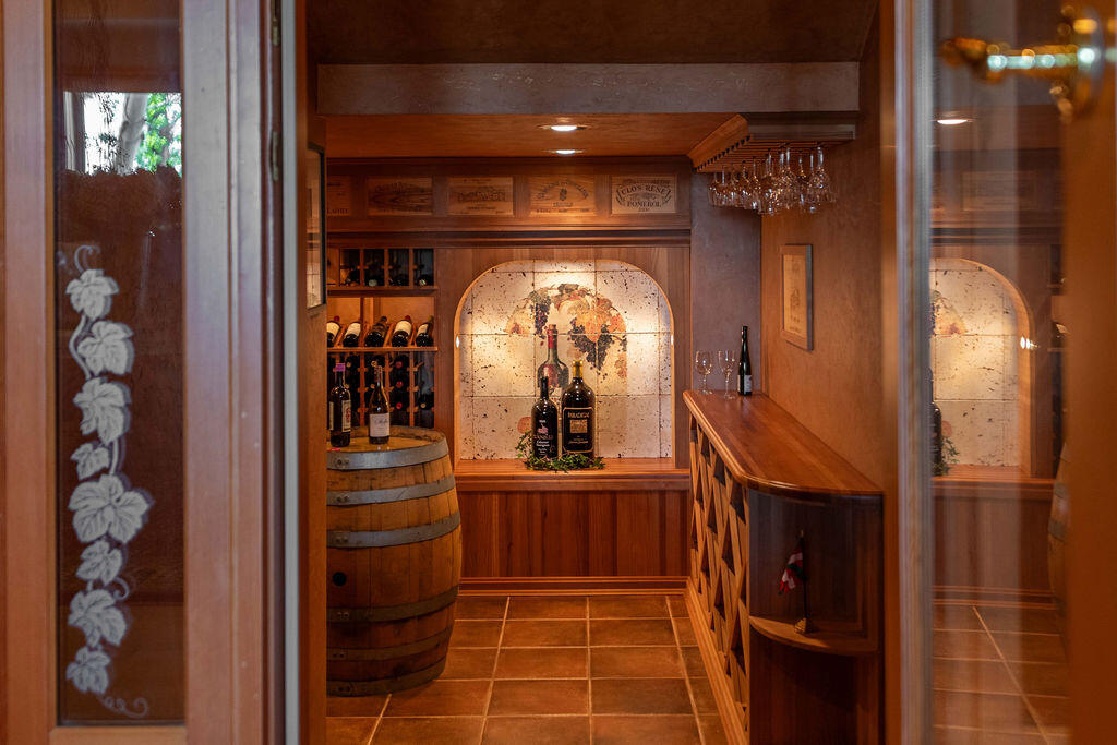 Broken Top - Residential