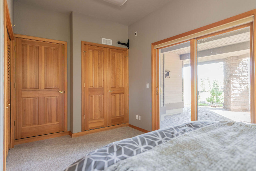 Broken Top - Residential