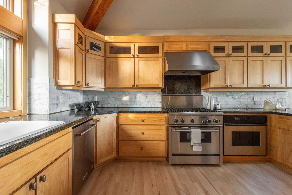 Broken Top - Residential