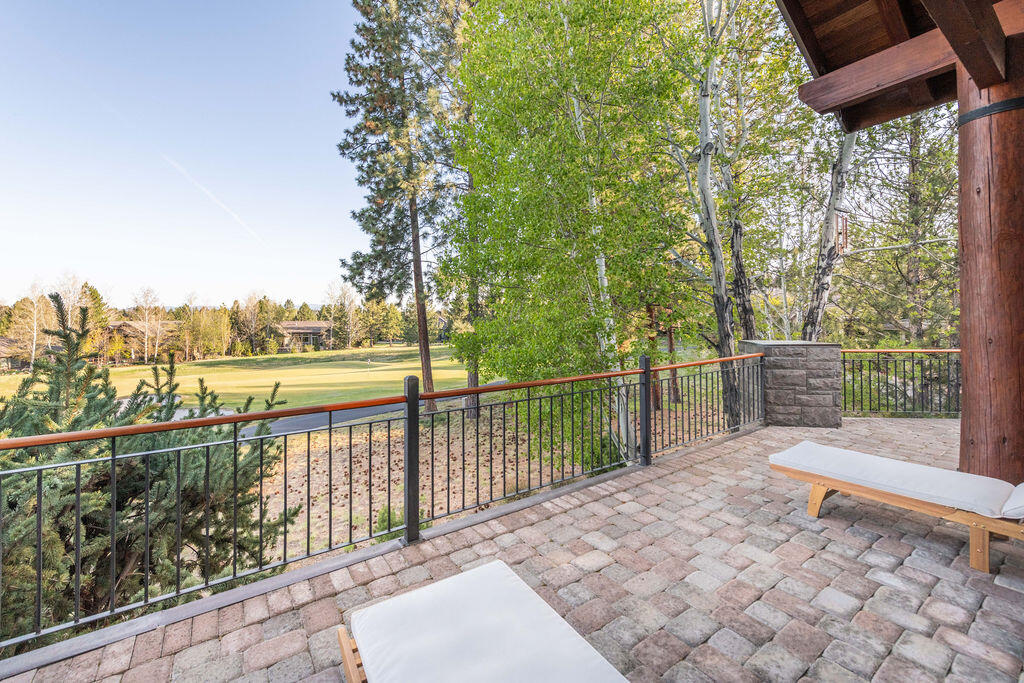 Broken Top - Residential