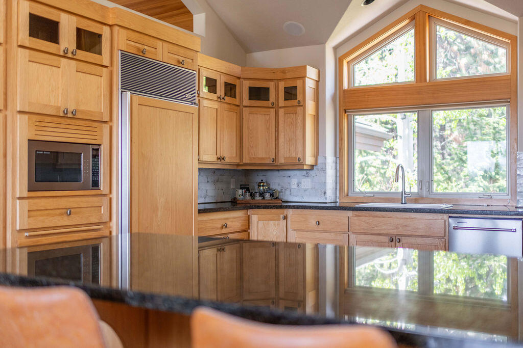 Broken Top - Residential