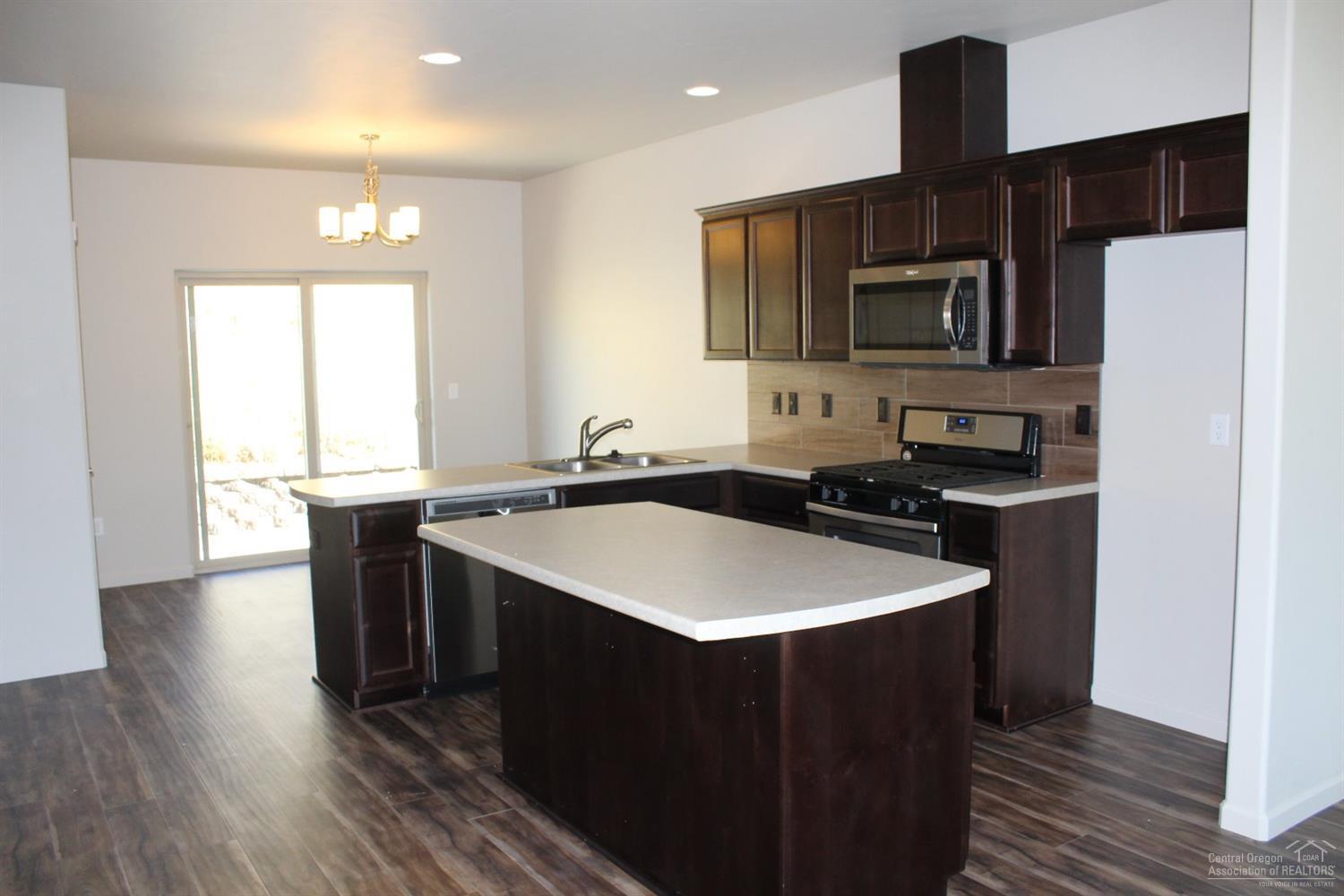 Stoneridge Terrace - Residential