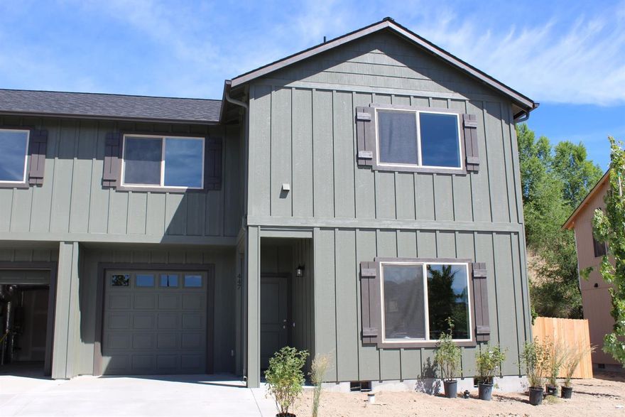 Townhome with options for upgrade.