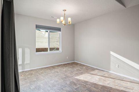 Tiny photo for 2346 NW Teak Place, Redmond, OR 97756 (MLS # 220212274)