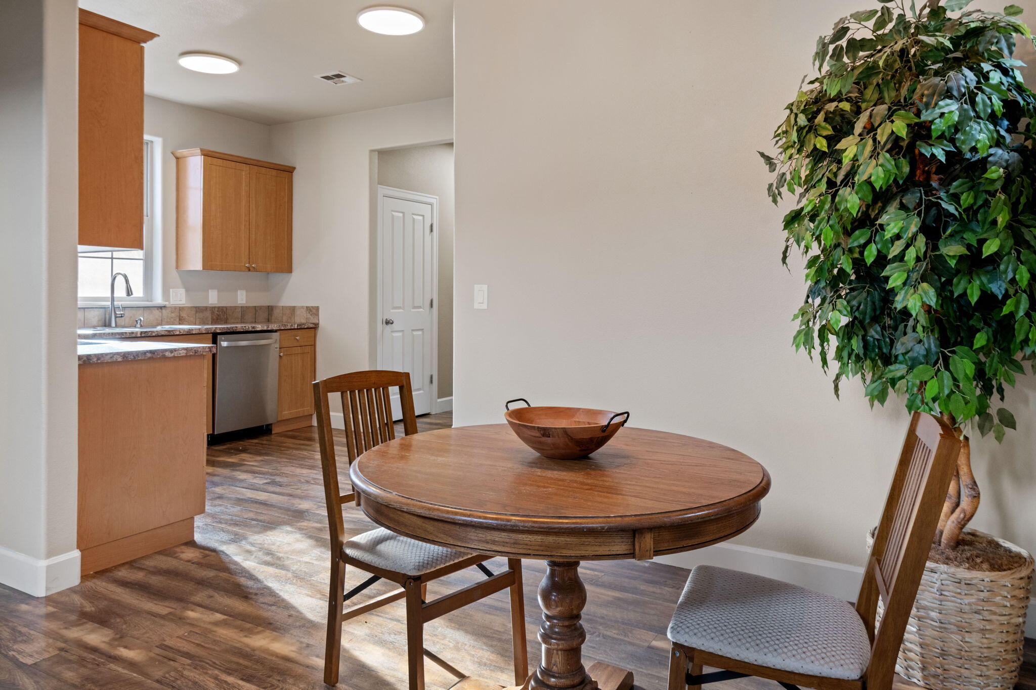 63131 NE De Haviland Street