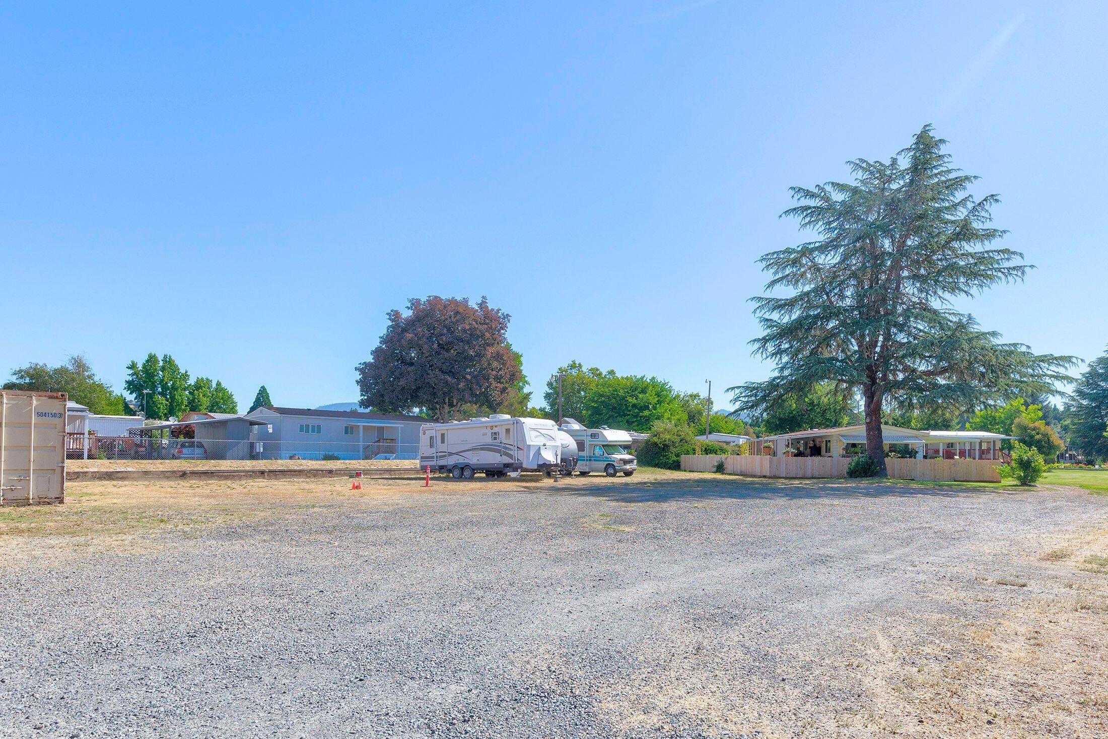 Country Estates MHC - Residential