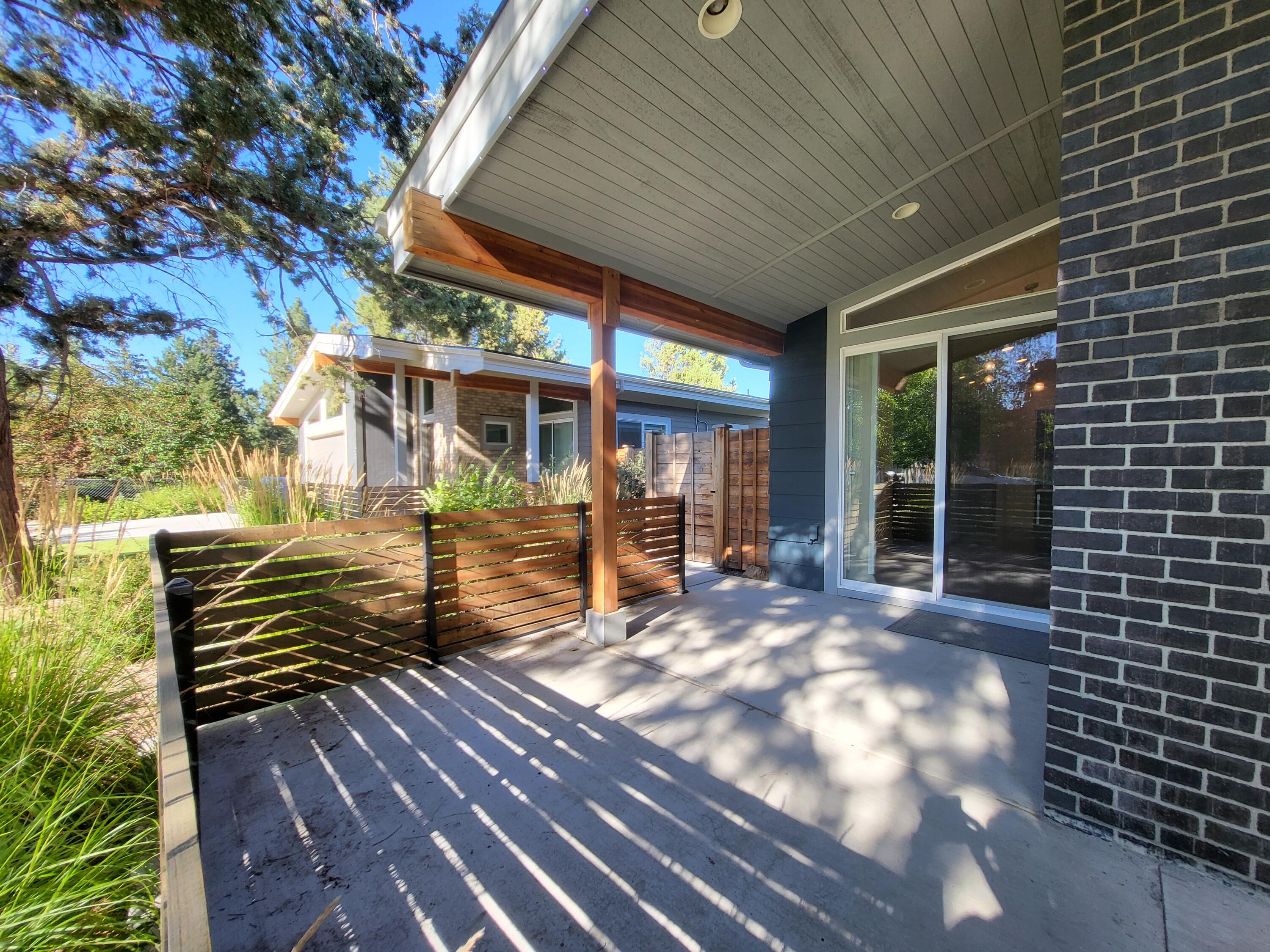 61406 Duncan Lane
