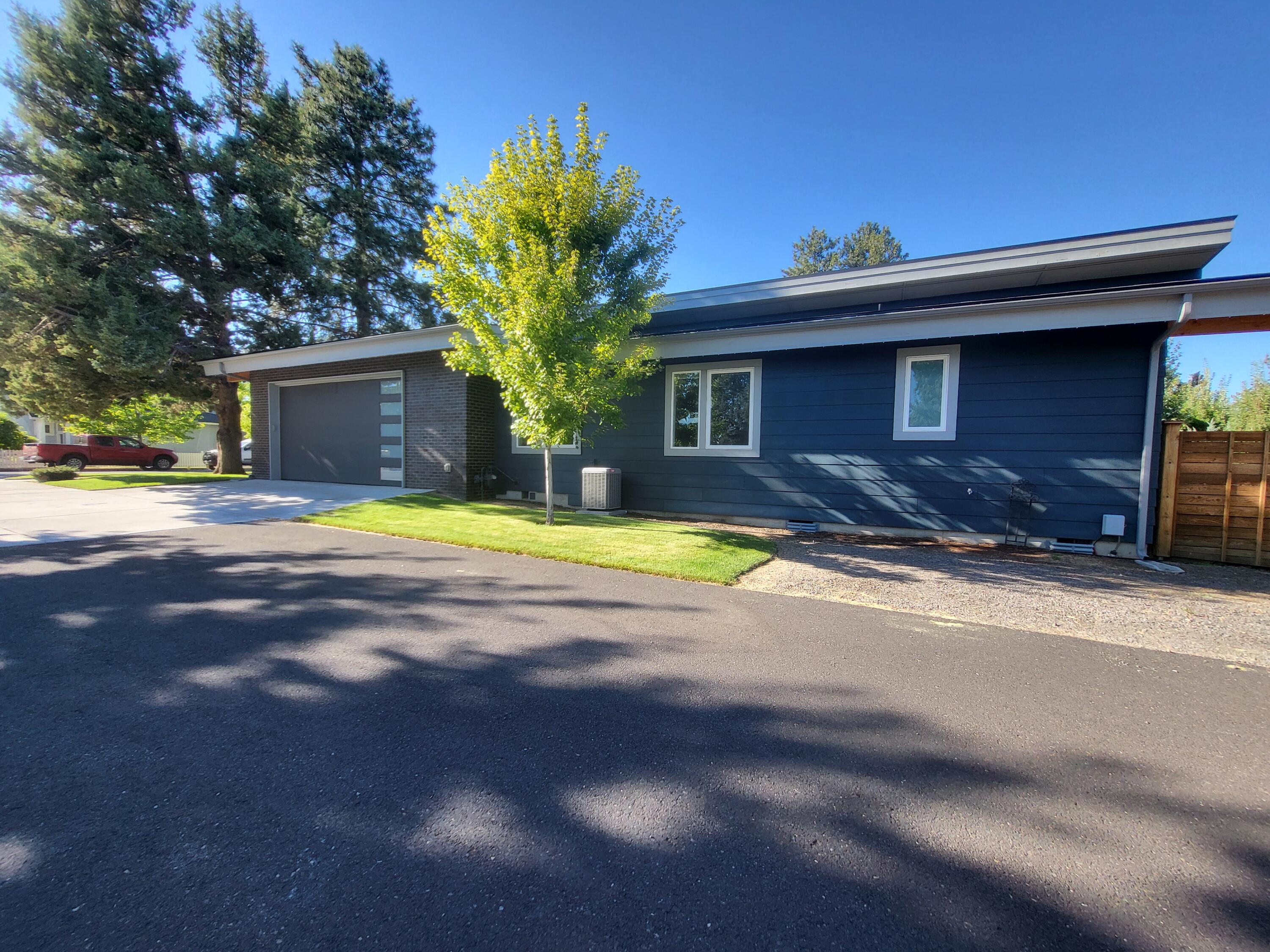 Duncan Heights - Residential