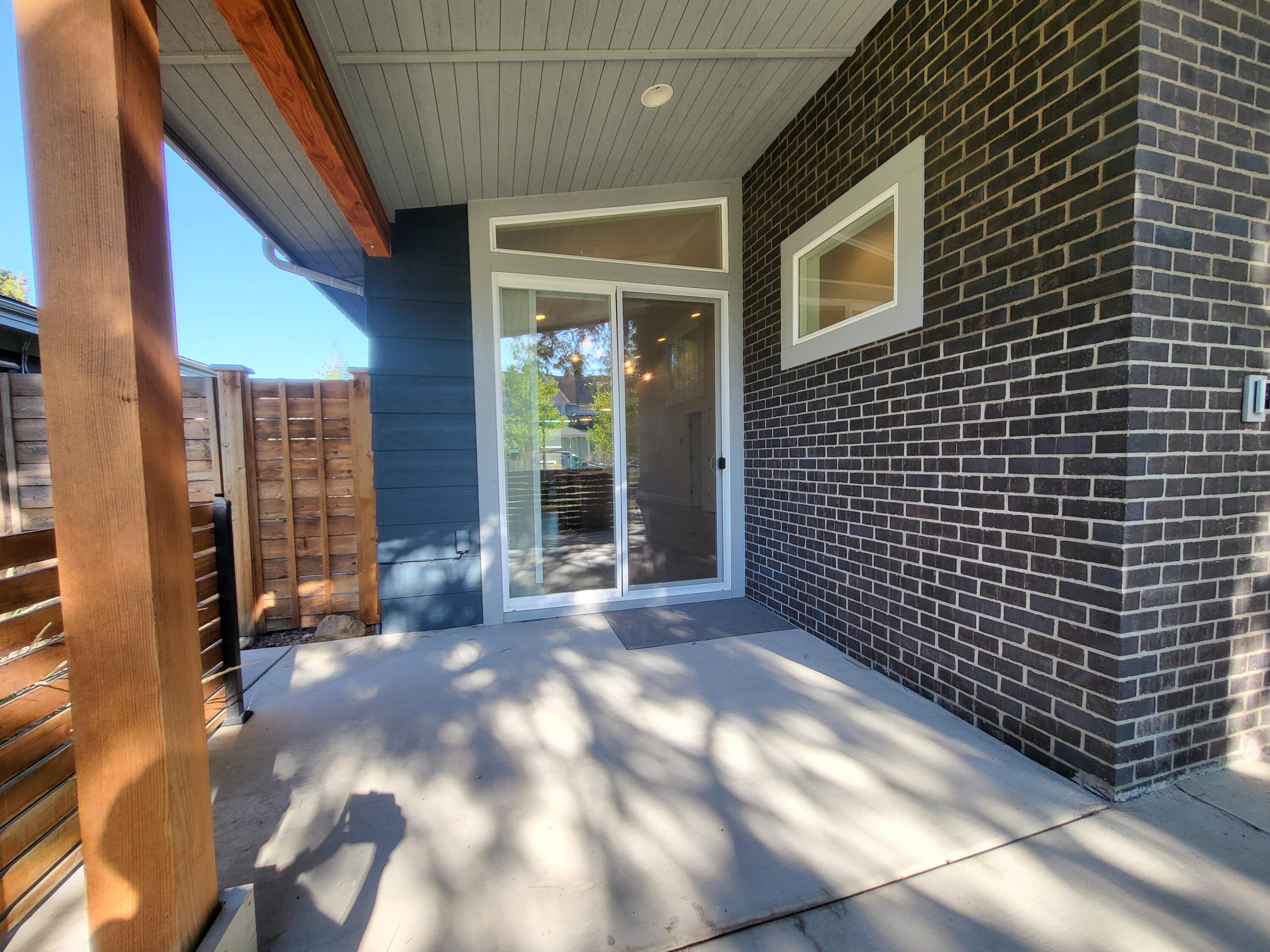 61406 Duncan Lane