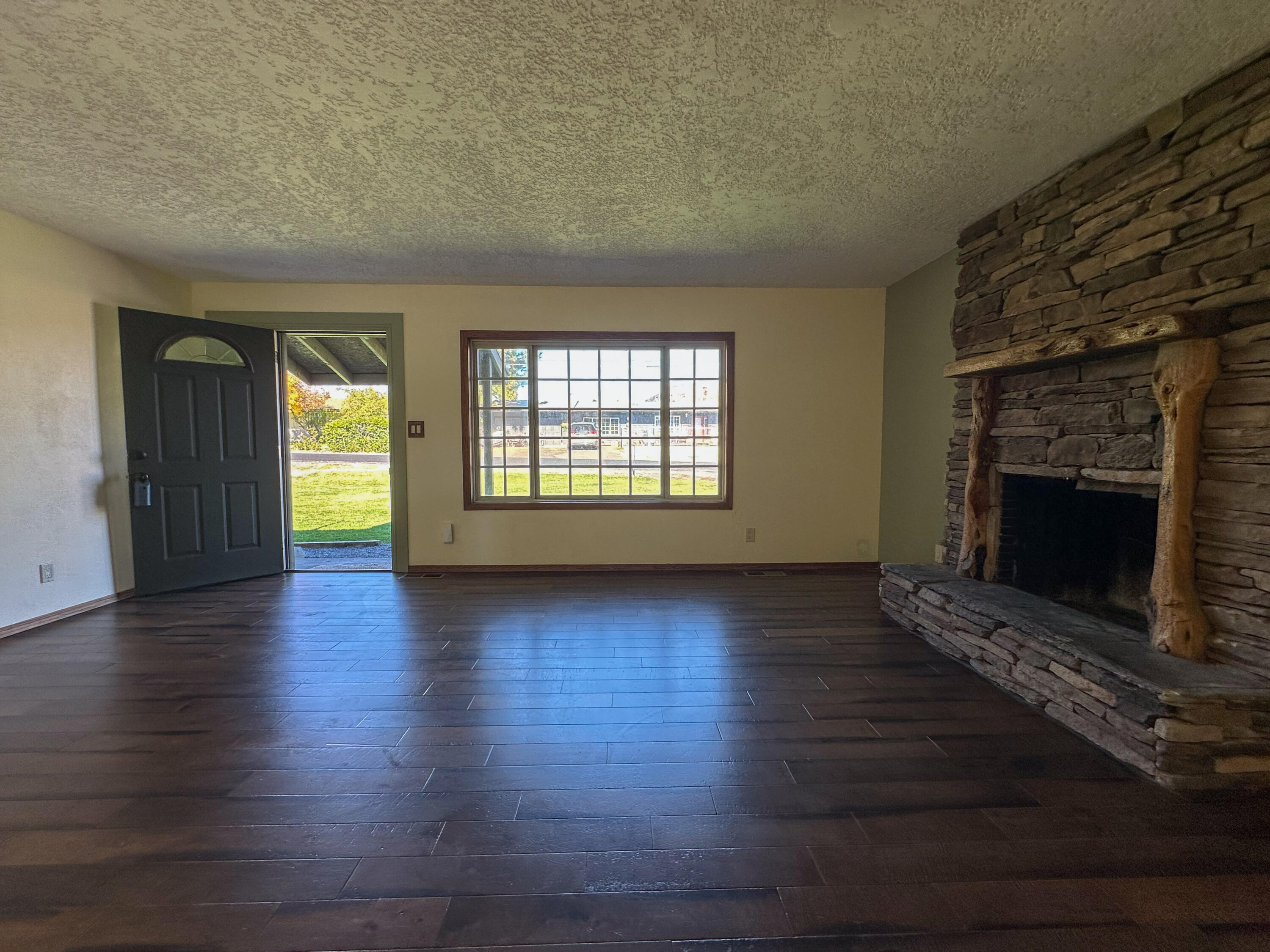 Grace Park - Residential