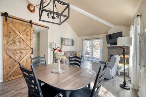 998 Golden Pheasant Drive Redmond OR 97756