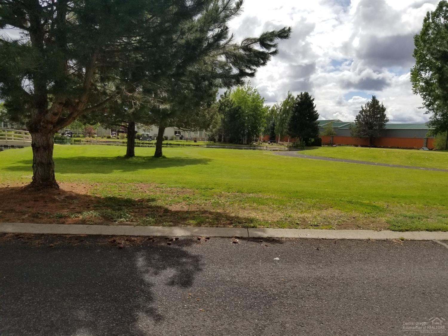 Greens At Redmond - Residential