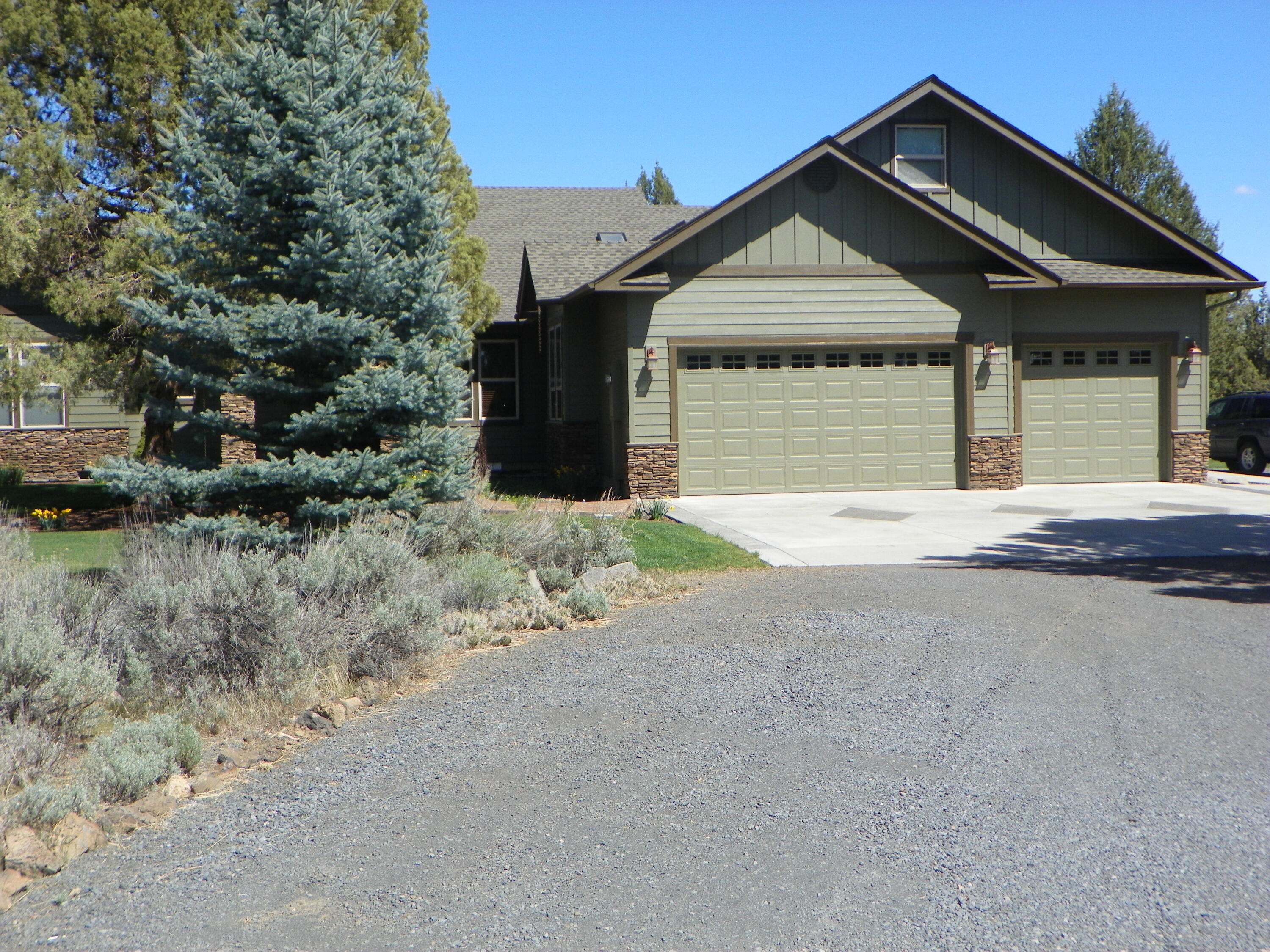 Crestridge Estate - Residential