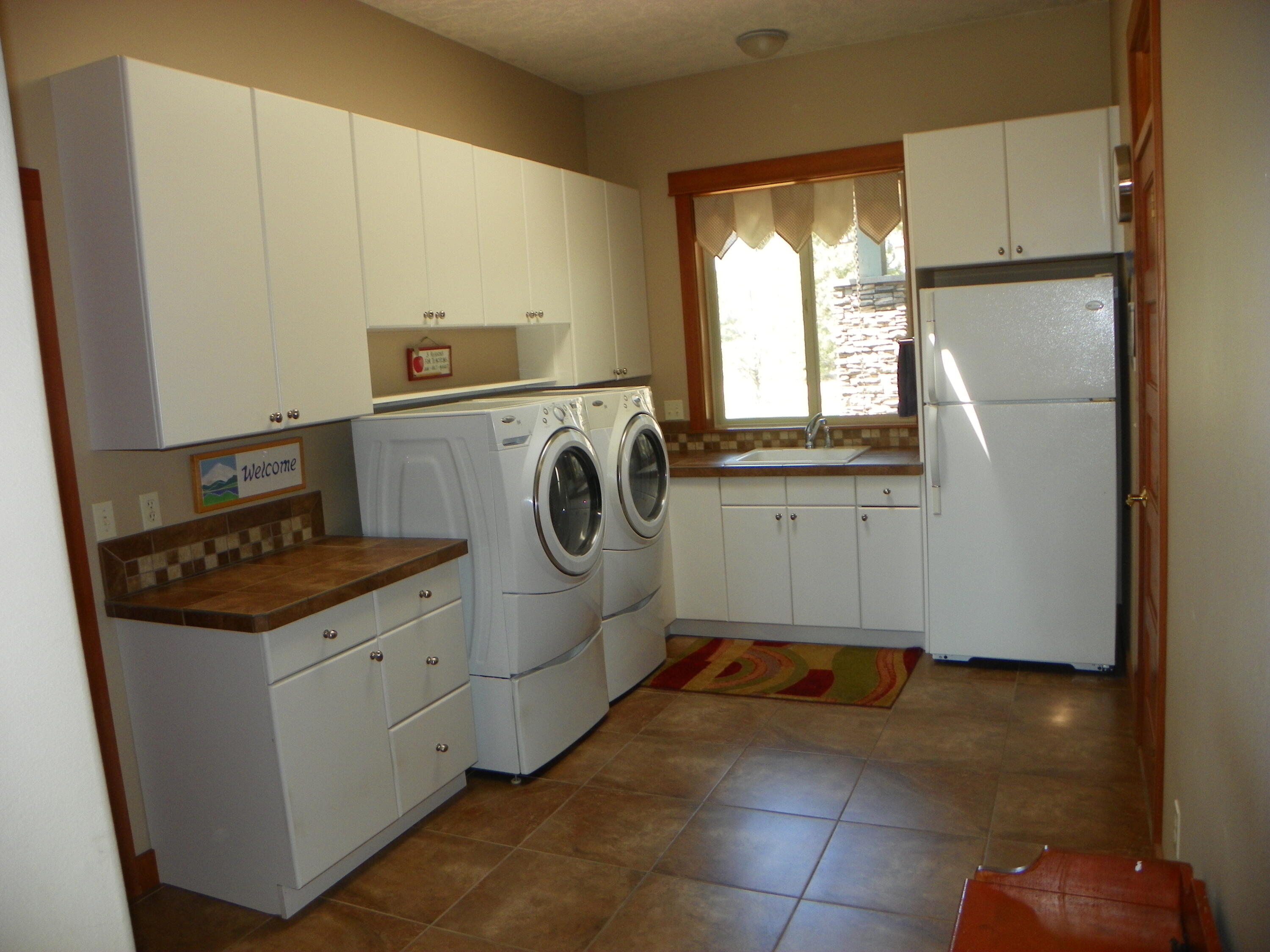 Crestridge Estate - Residential