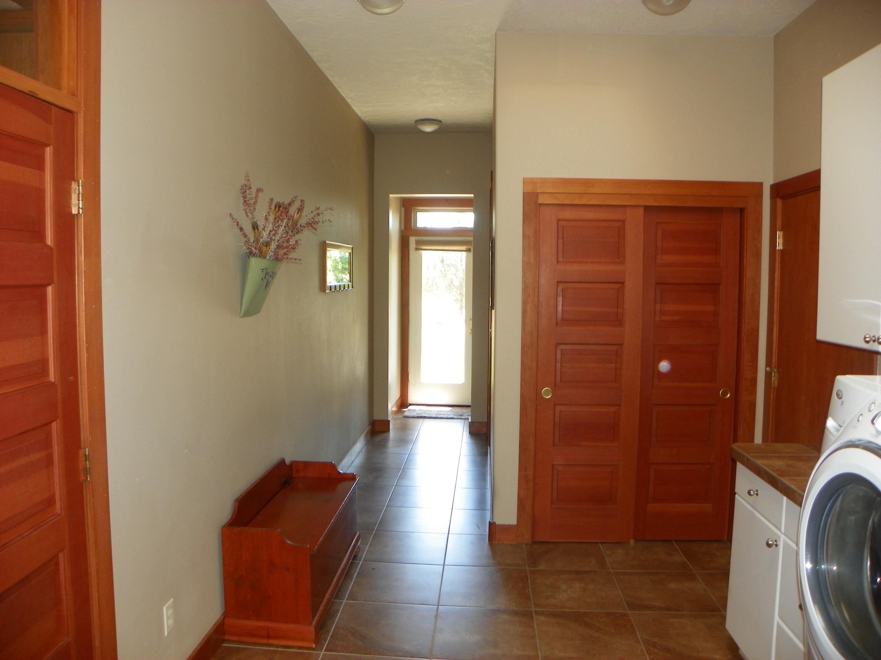 Crestridge Estate - Residential