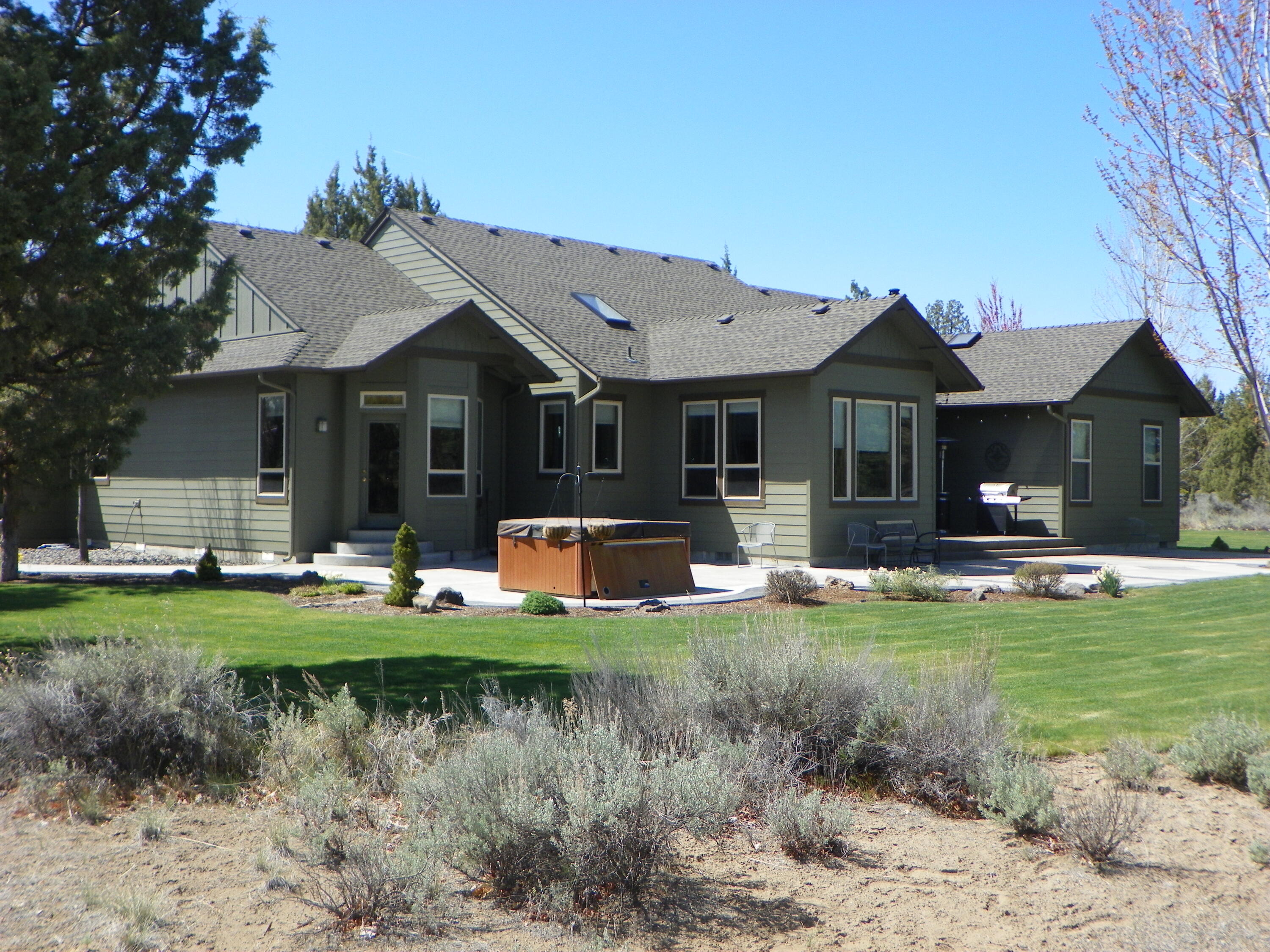 Crestridge Estate - Residential