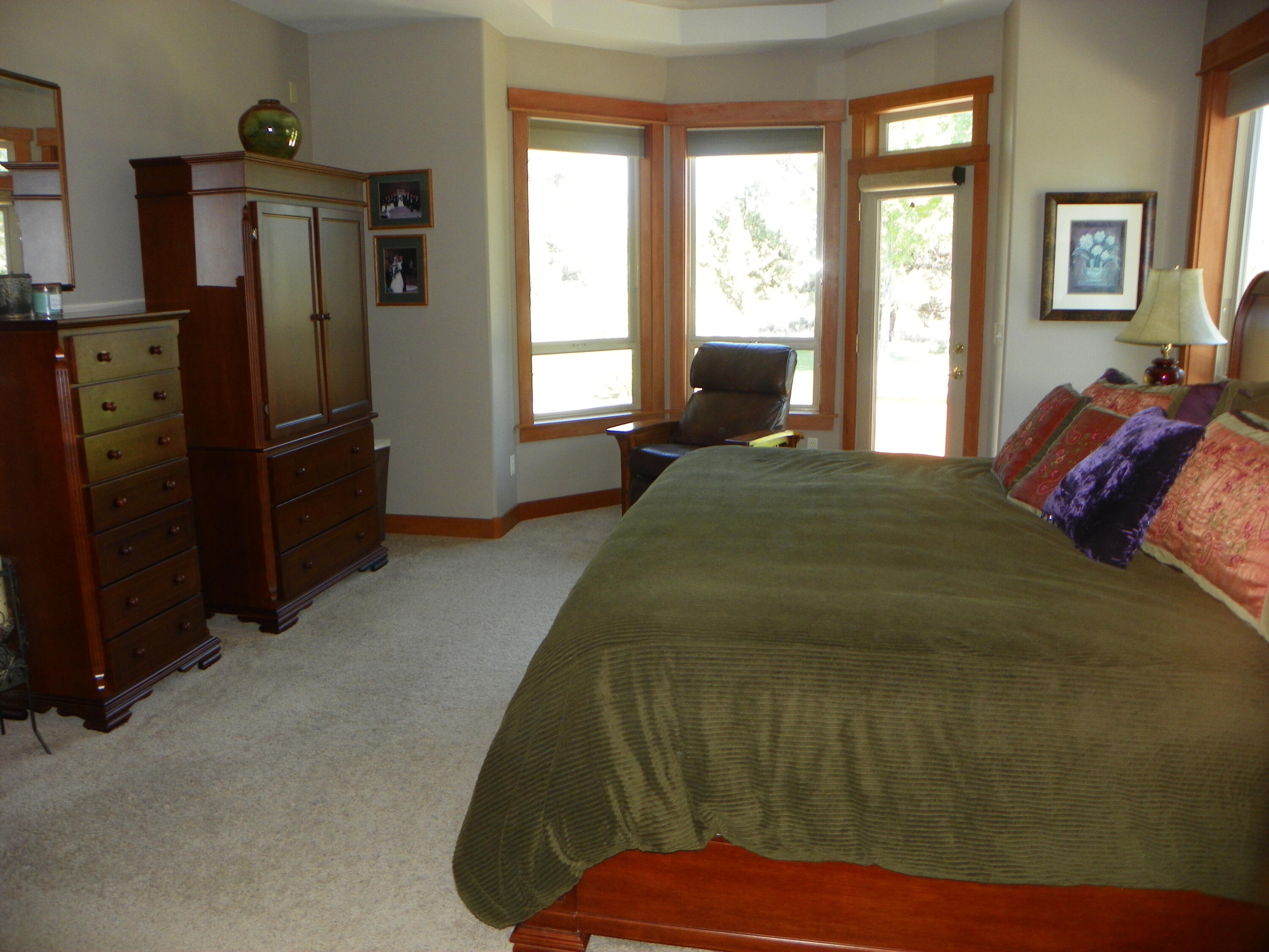 Crestridge Estate - Residential