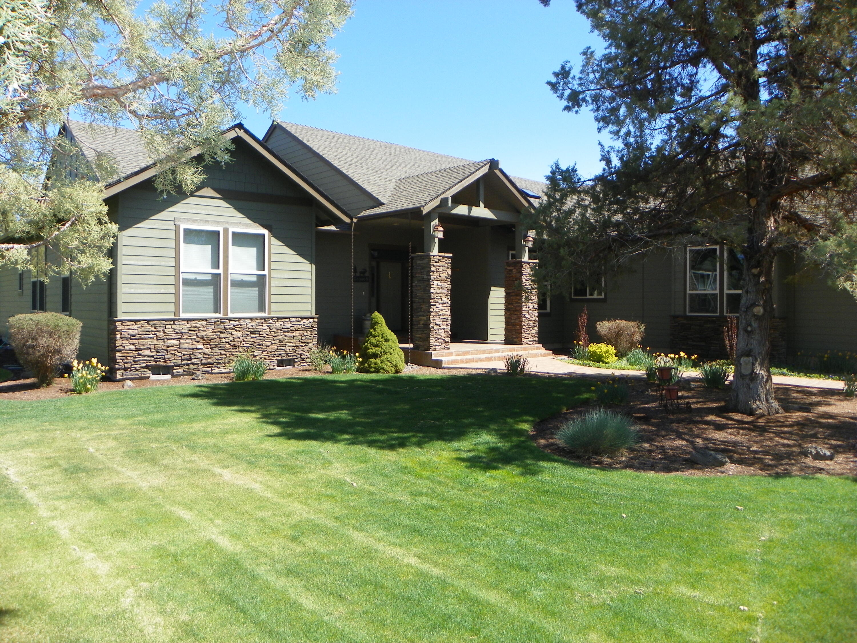 Crestridge Estate - Residential