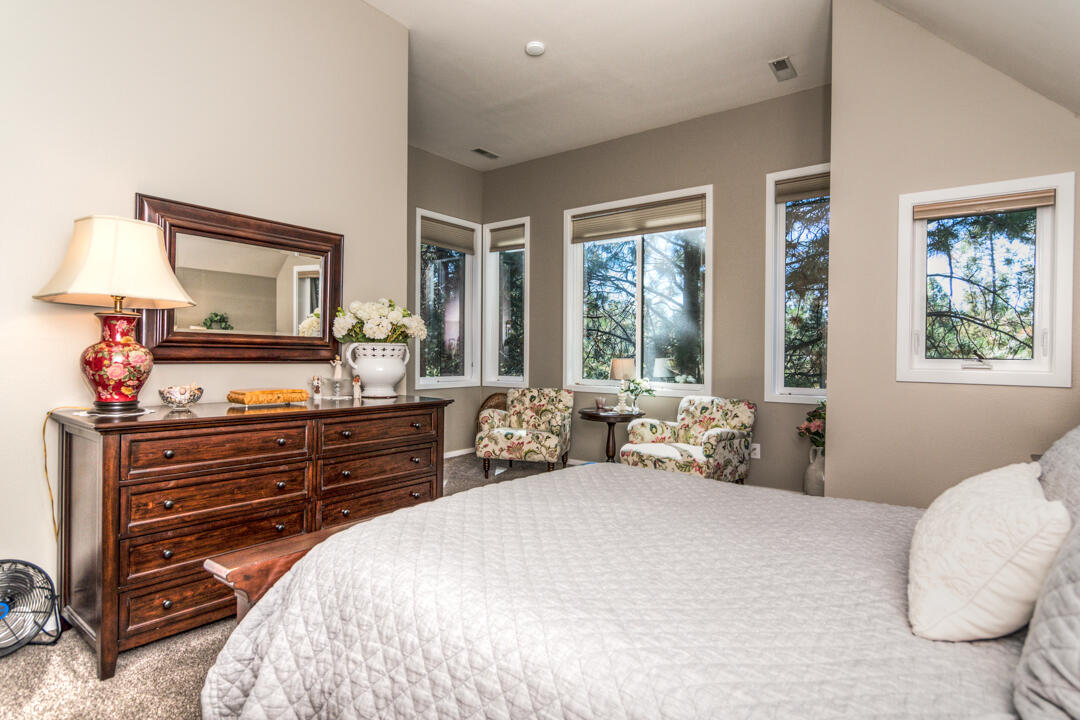 Eaglewood - Residential