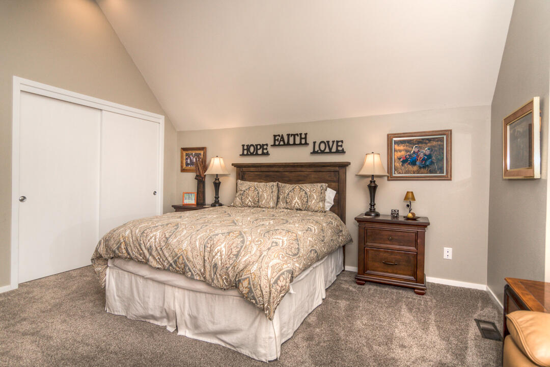 Eaglewood - Residential