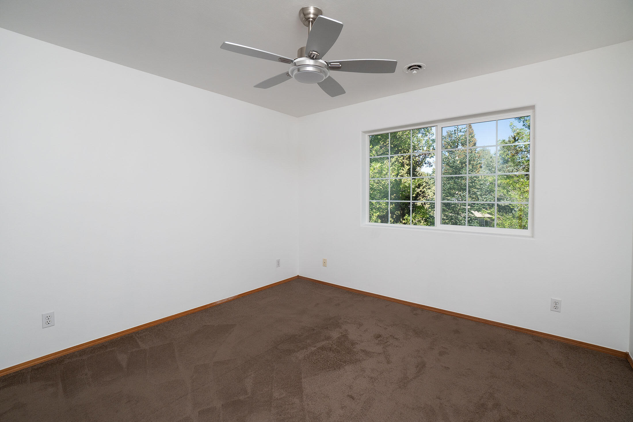 Falcon Ridge - Residential