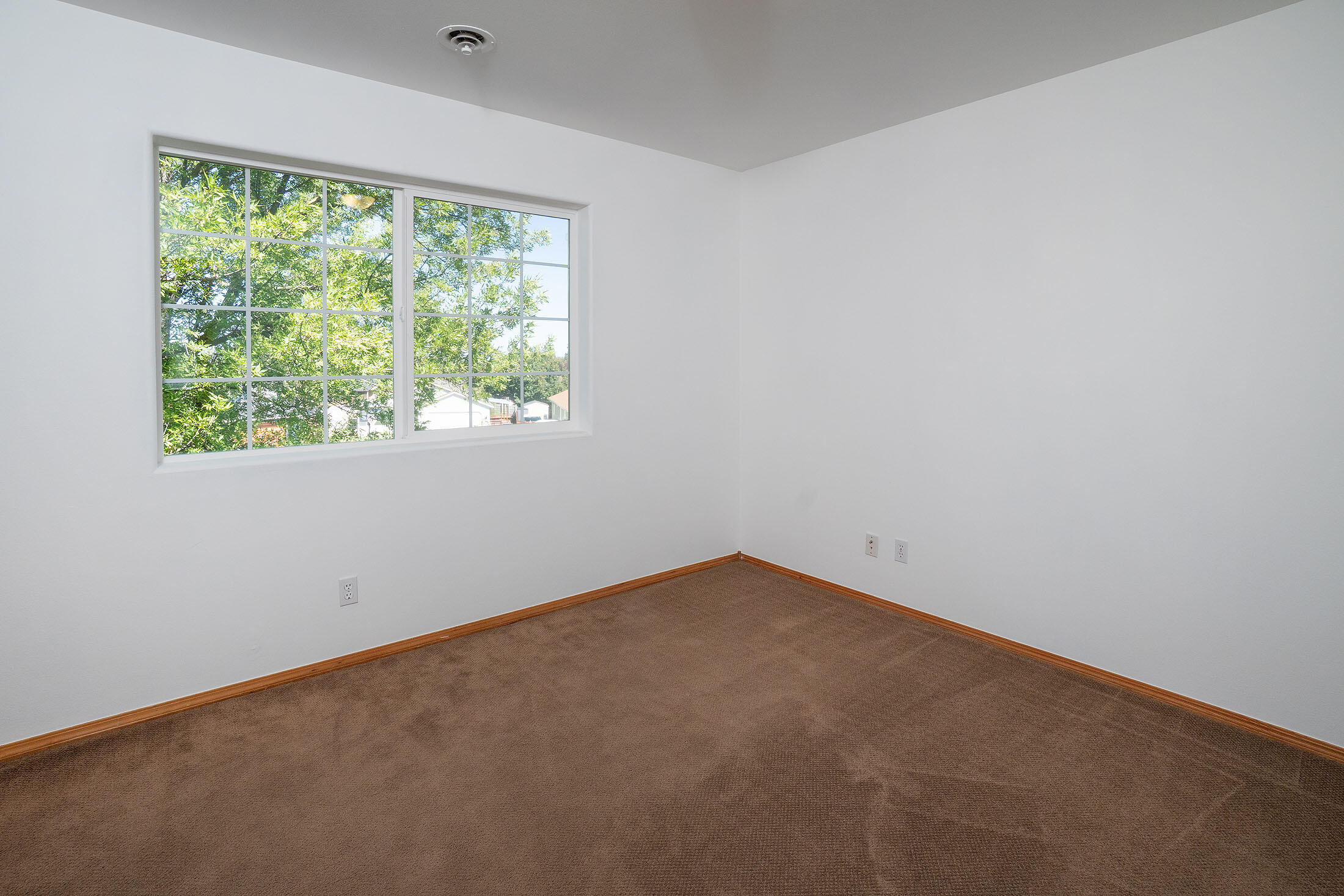 Falcon Ridge - Residential