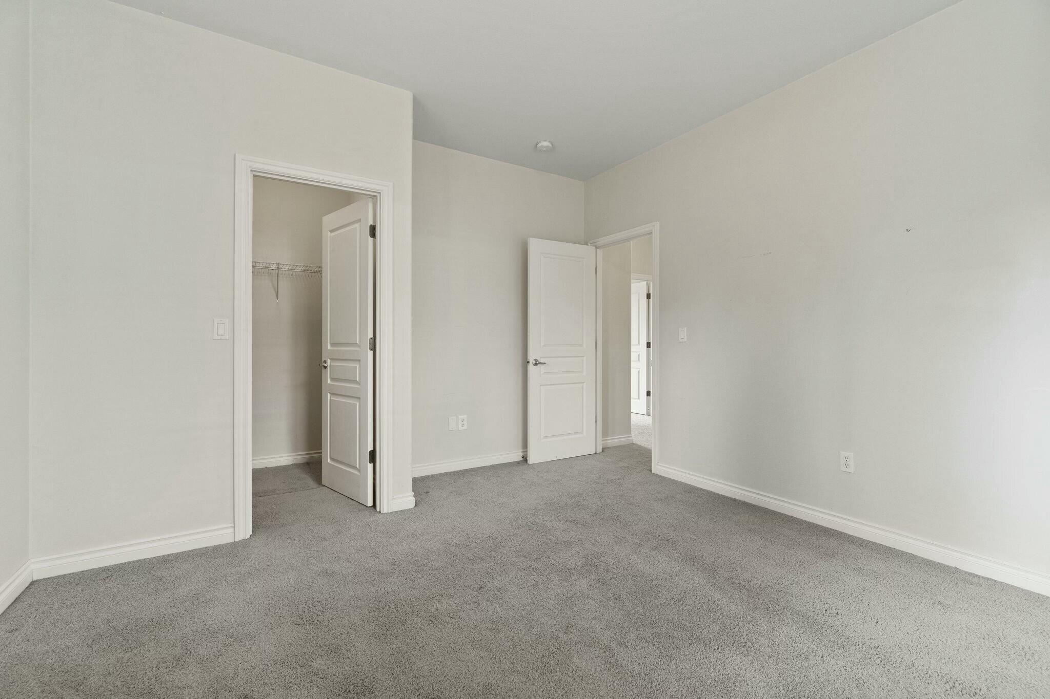 River Rim - Residential