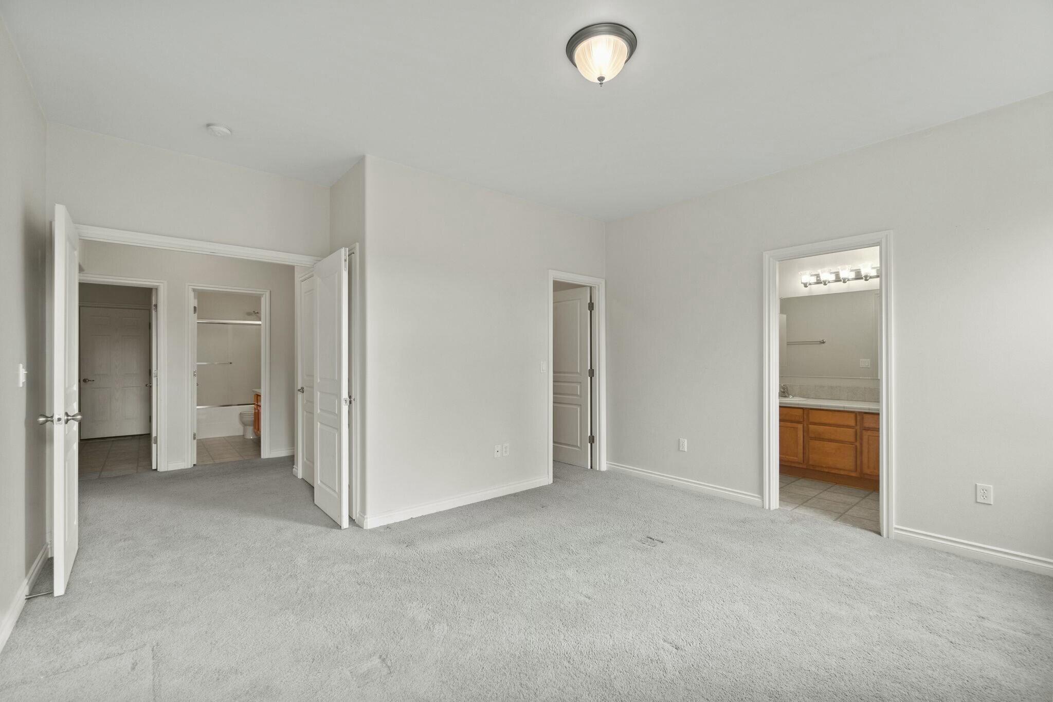 River Rim - Residential