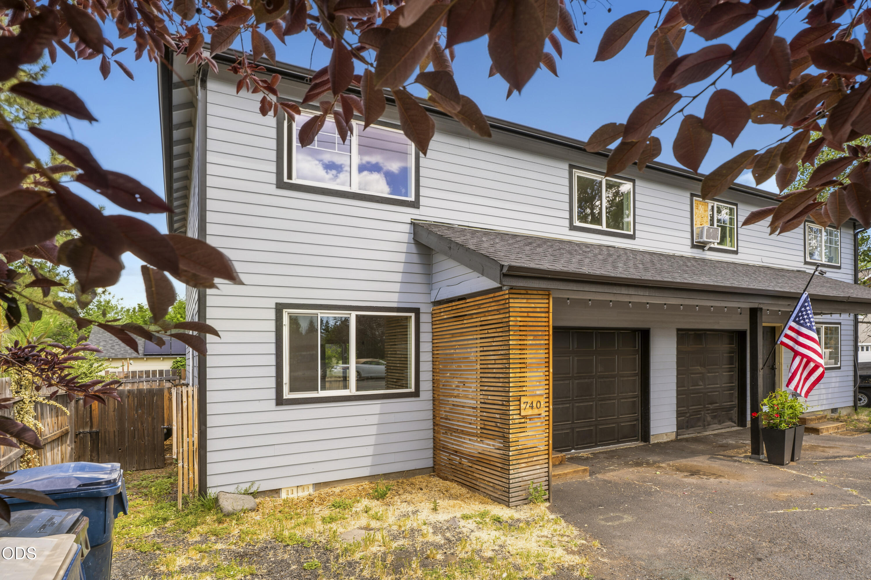 720 E Cascade Avenue