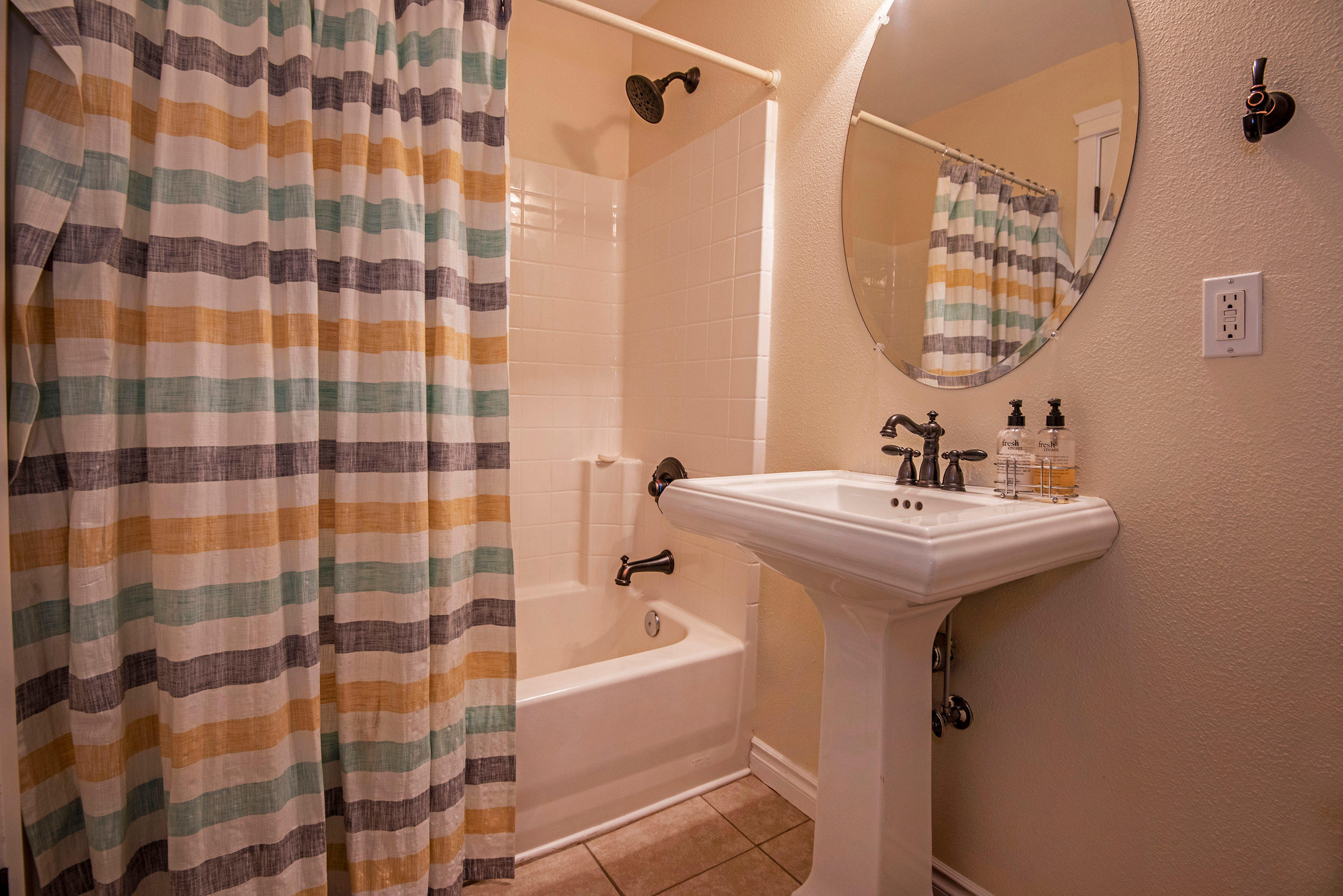 Creekside - Residential