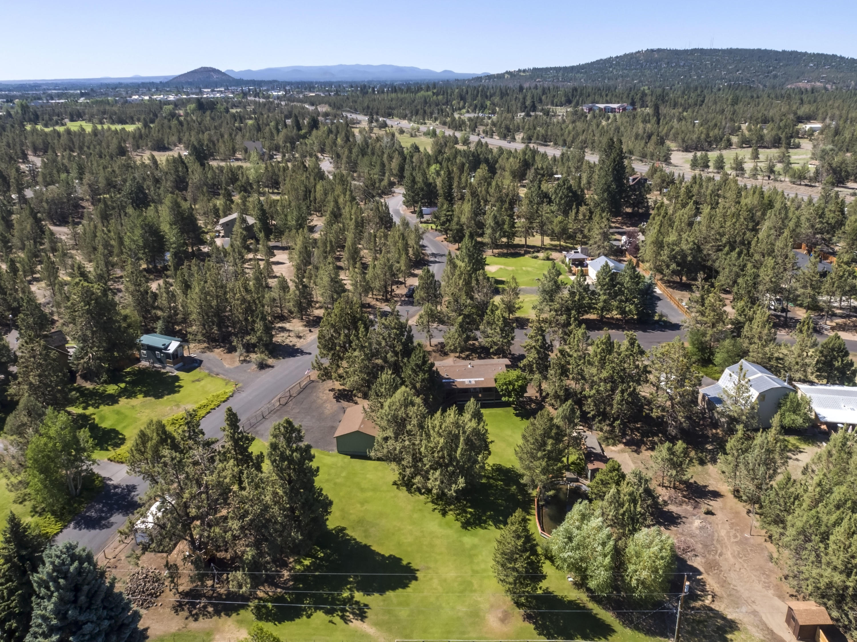 Scenic Country Est - Residential